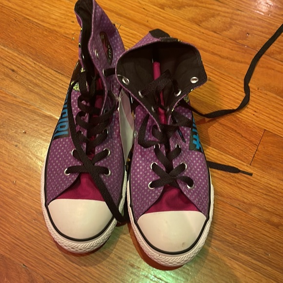 Shoe - Picture 3 of 3